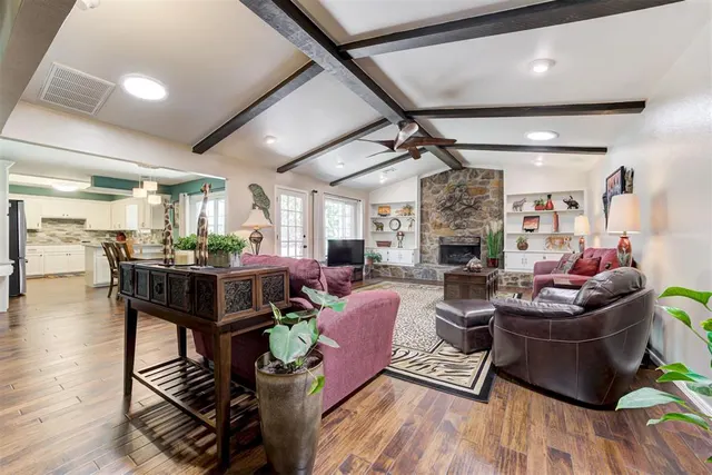 Photo 4 — 1600 Ridgecrest Road, Edmond, OK 73013