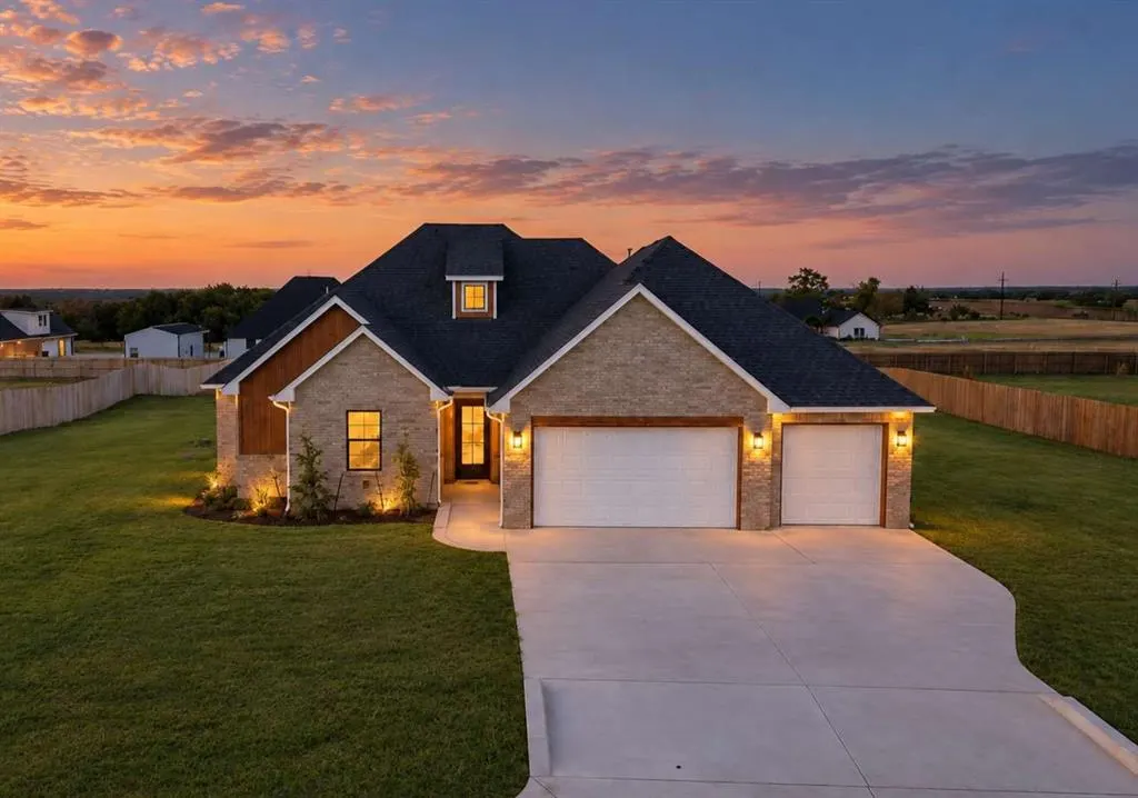 Front exterior — 4380 Janie Way, Guthrie, OK 73044