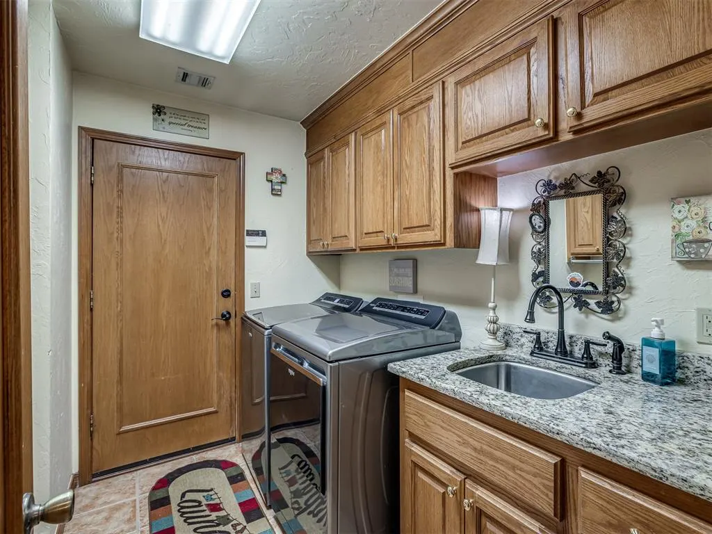 Photo 34 — 3840 Pachem Avenue, Harrah, OK 73045