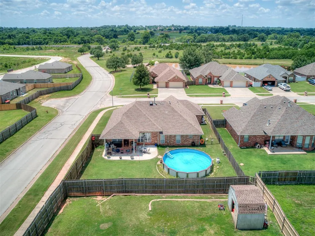Photo 41 — 3840 Pachem Avenue, Harrah, OK 73045