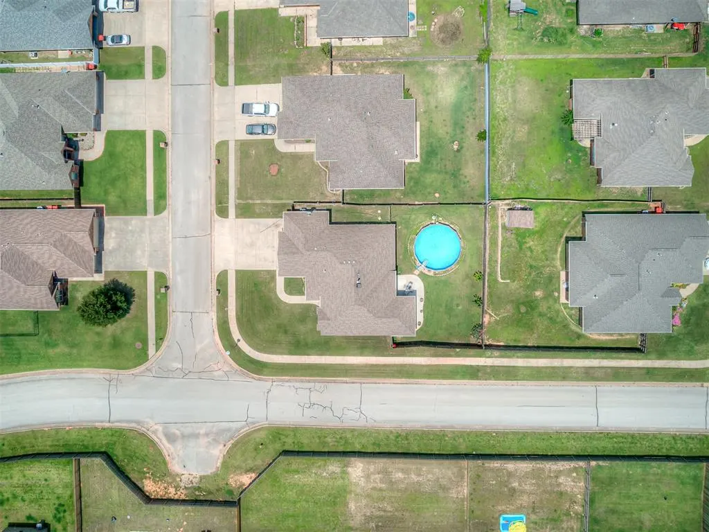 Photo 42 — 3840 Pachem Avenue, Harrah, OK 73045