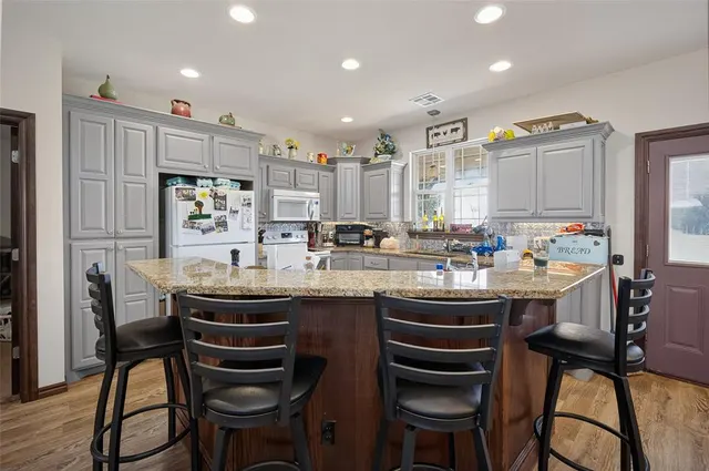 Photo 4 — 13383 N County Road 3260, Pauls Valley, OK 73075