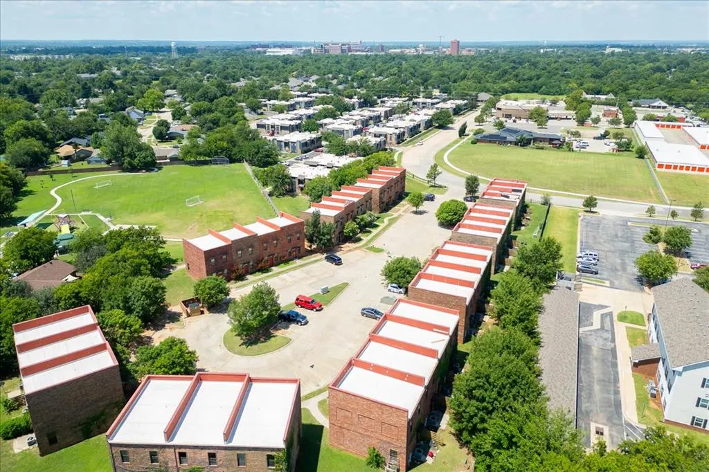 Photo 39 — 375 Triad Village Drive 14, Norman, OK 73071