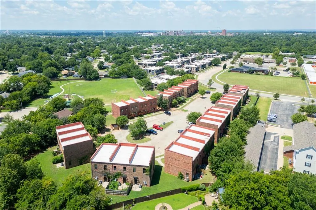 Photo 40 — 375 Triad Village Drive 14, Norman, OK 73071
