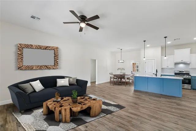 Photo 3 — 3424 SW 29 Place, Oklahoma City, OK 73119