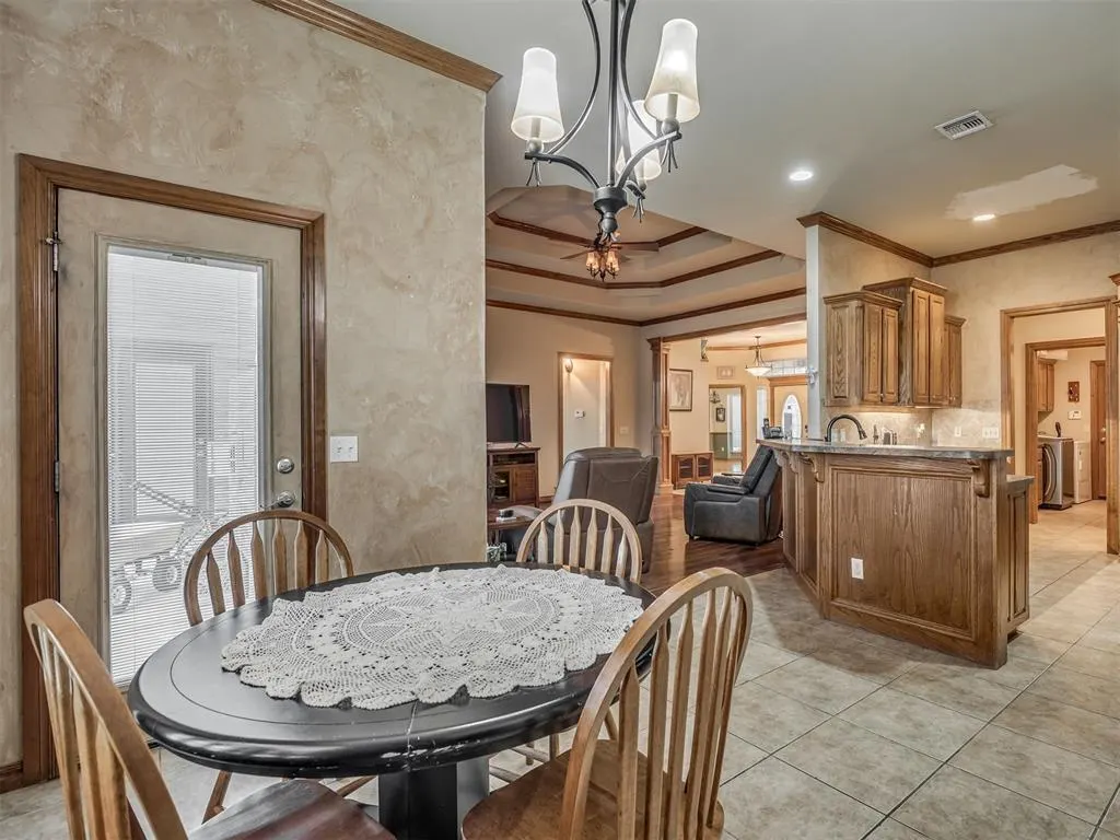 Photo 18 — 10700 NW 40th Street, Yukon, OK 73099