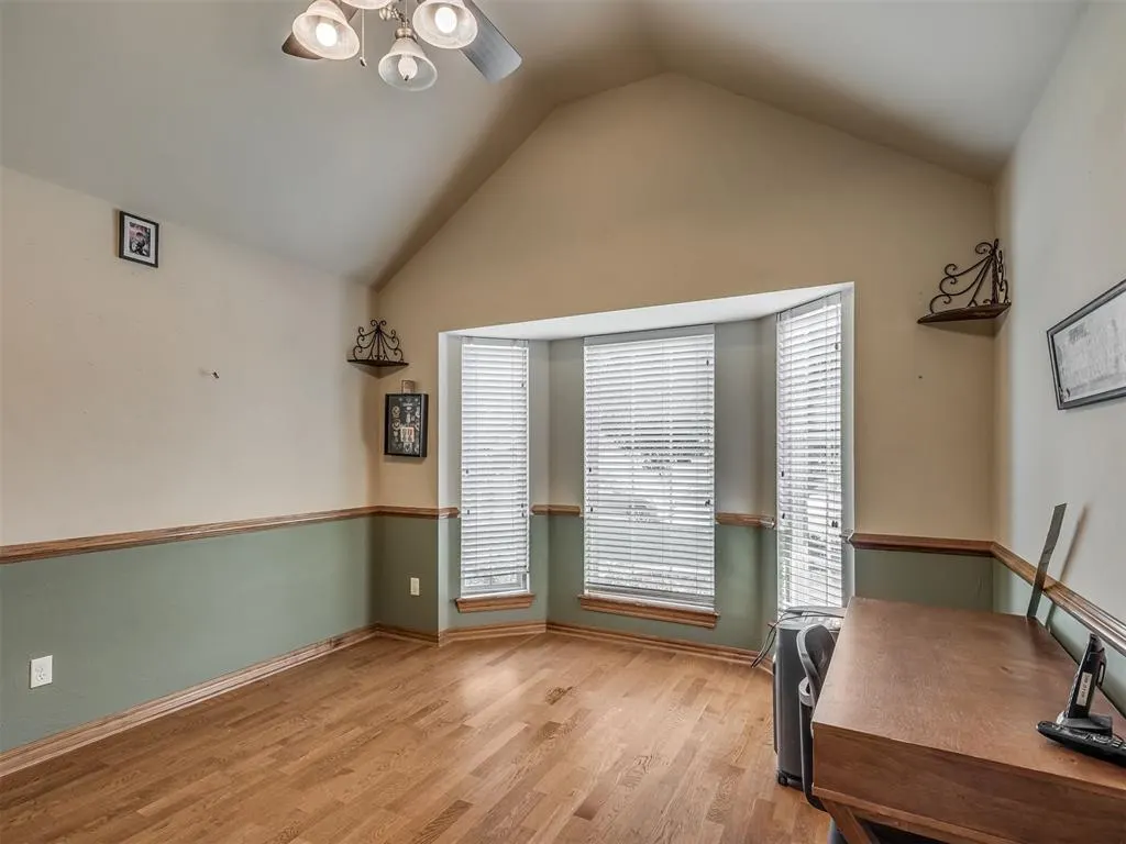 Photo 21 — 10700 NW 40th Street, Yukon, OK 73099