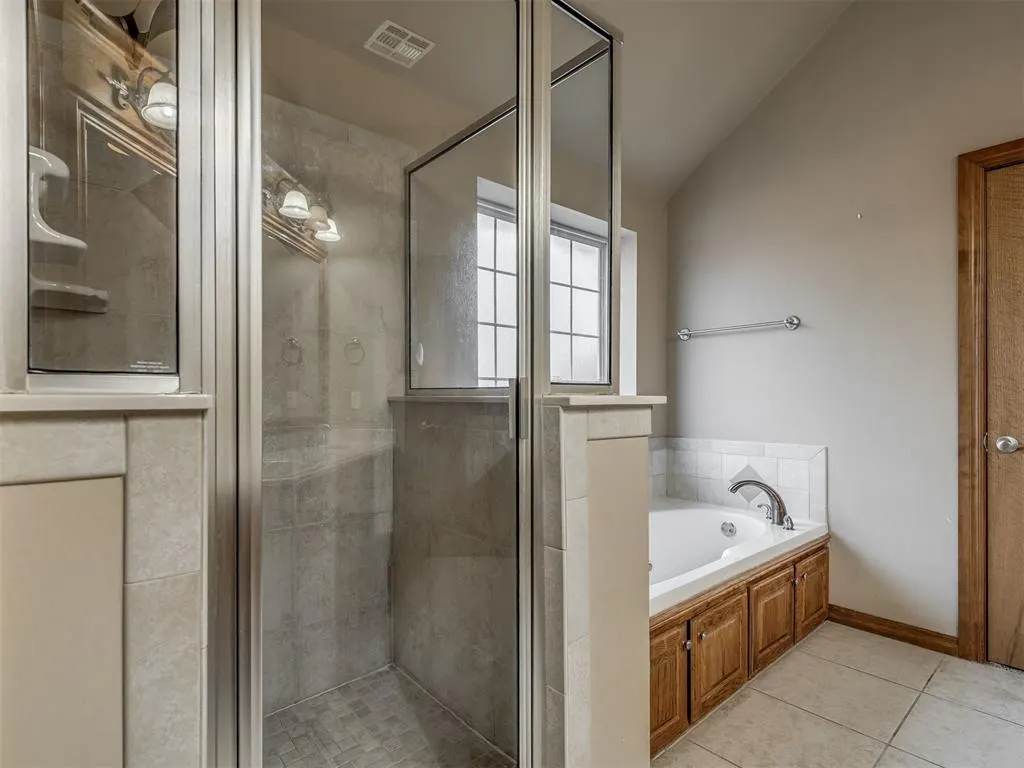 Photo 28 — 10700 NW 40th Street, Yukon, OK 73099