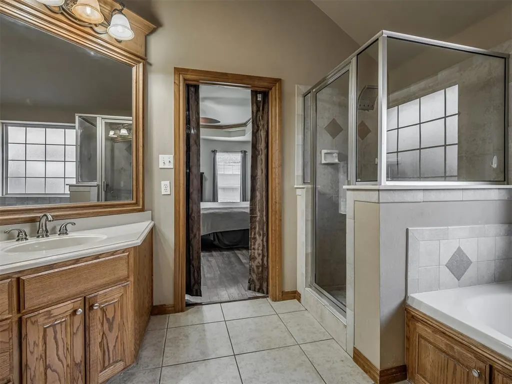 Photo 31 — 10700 NW 40th Street, Yukon, OK 73099