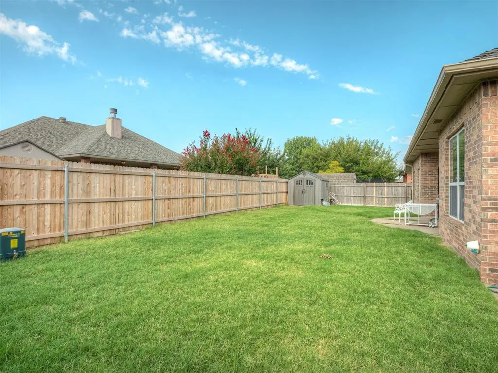 Photo 45 — 10700 NW 40th Street, Yukon, OK 73099
