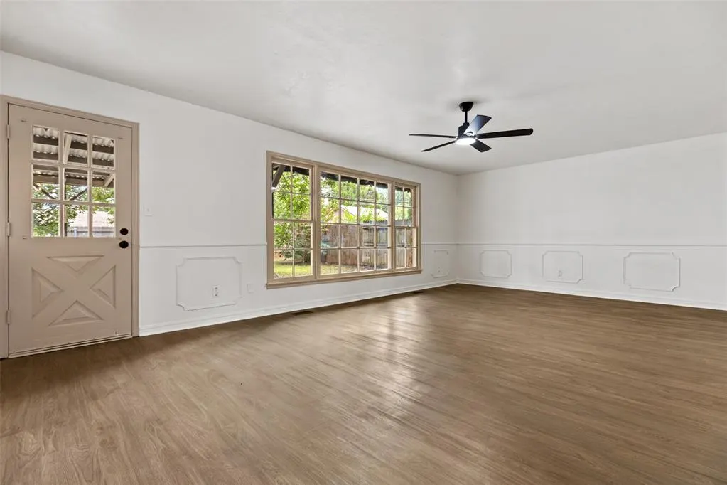 Photo 4 — 3016 Lakeside Drive, Oklahoma City, OK 73120