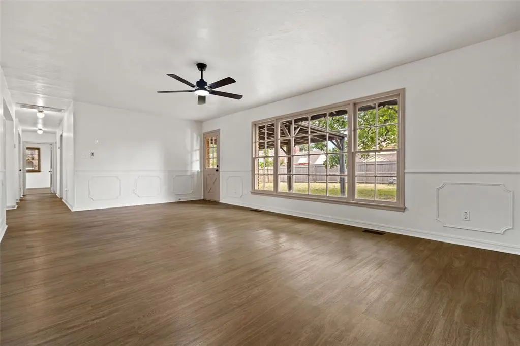 Photo 5 — 3016 Lakeside Drive, Oklahoma City, OK 73120