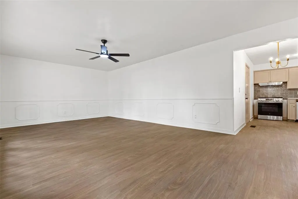 Photo 7 — 3016 Lakeside Drive, Oklahoma City, OK 73120