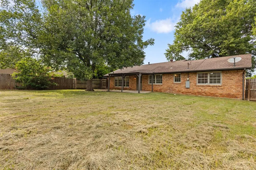 Photo 23 — 3016 Lakeside Drive, Oklahoma City, OK 73120