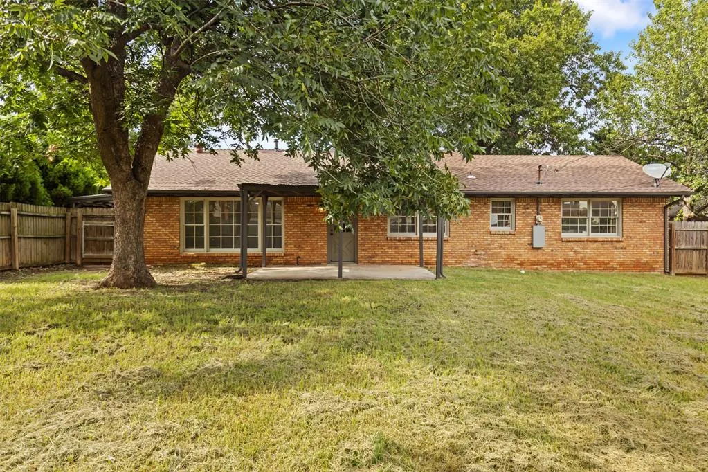 Photo 24 — 3016 Lakeside Drive, Oklahoma City, OK 73120