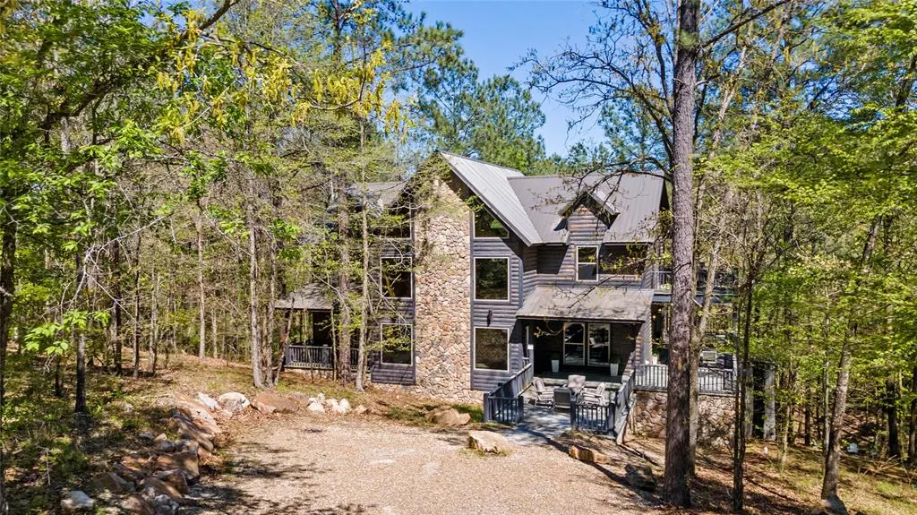 Front exterior — 47 Logan Berry Trail, Broken Bow, OK 74728