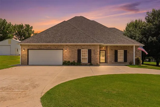 Photo 3 — 2220 County Road 1197, Tuttle, OK 73089
