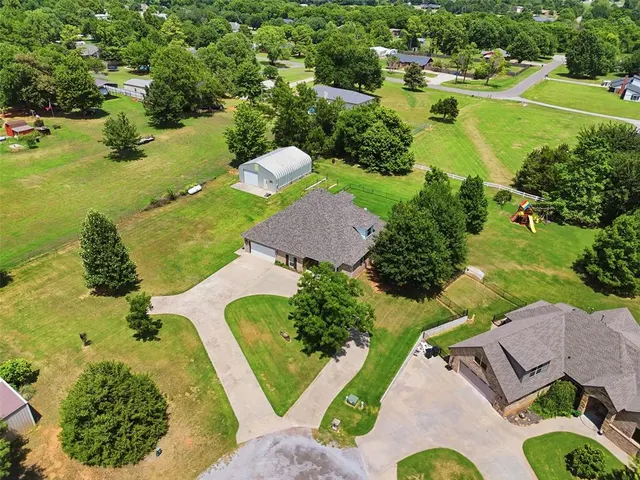 Photo 6 — 2220 County Road 1197, Tuttle, OK 73089