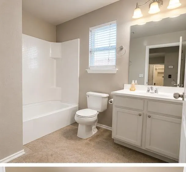Photo 5 — 7913 Frye Lane, Oklahoma City, OK 73135