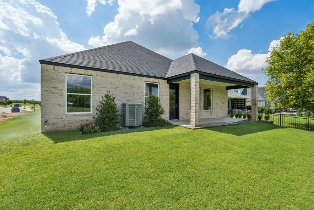 Photo 45 — 4924 Pont Neuf Road, Edmond, OK 73034