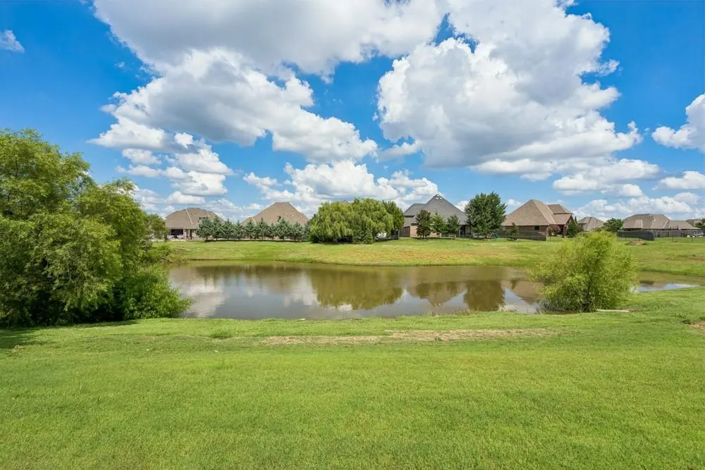 Photo 49 — 4924 Pont Neuf Road, Edmond, OK 73034