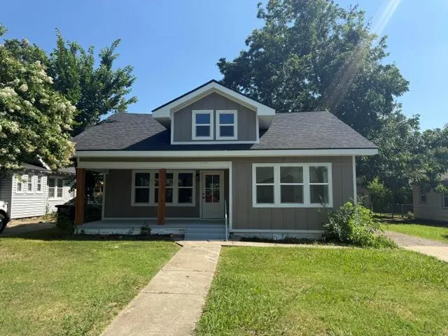 Front exterior — 623 W Rosa Street, Shawnee, OK 74804