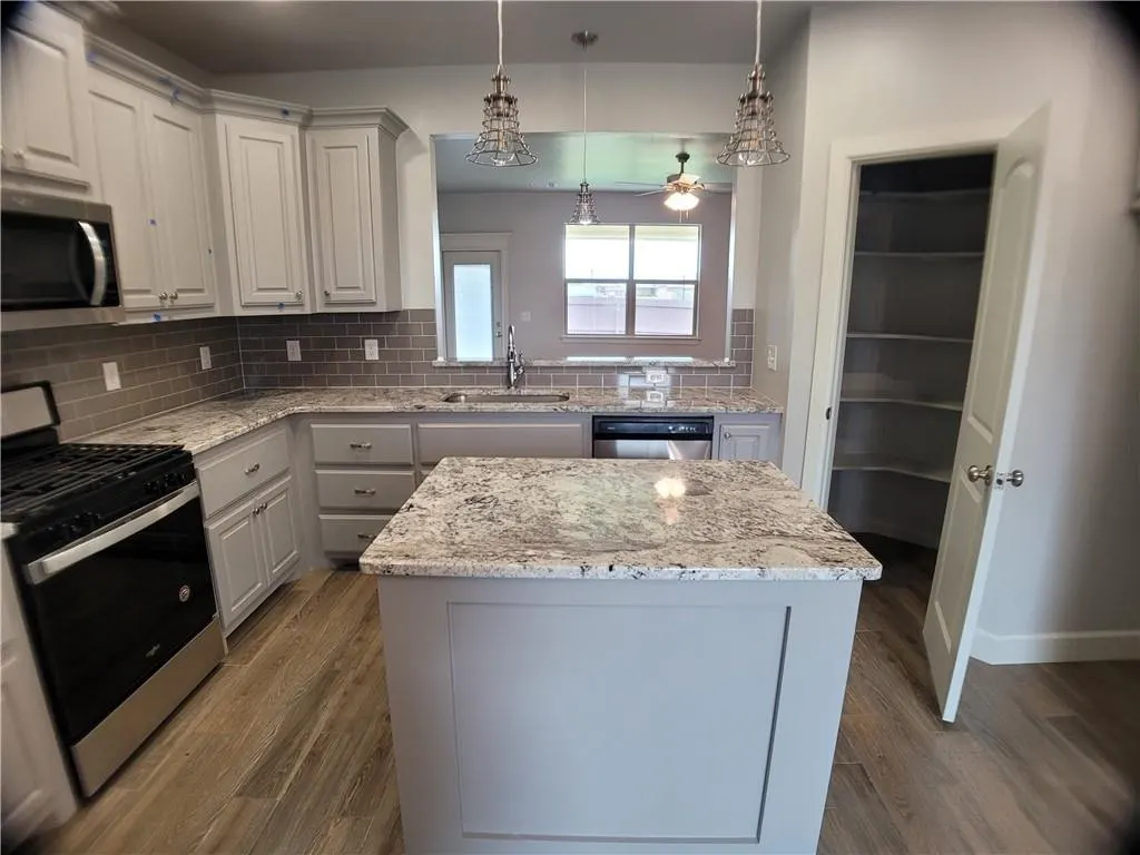 Photo 12 — 8801 SW 42nd Street, Oklahoma City, OK 73179