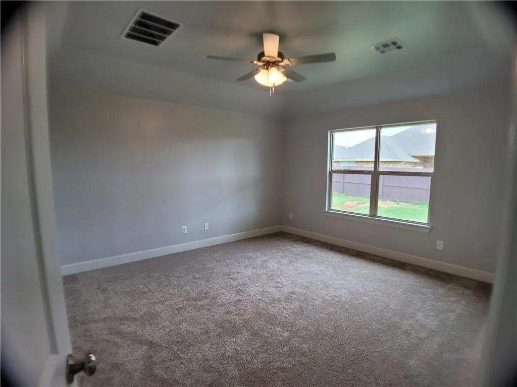 Photo 14 — 8801 SW 42nd Street, Oklahoma City, OK 73179