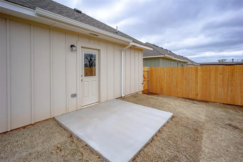 Photo 15 — 205 S 11th Street, Perry, OK 73077