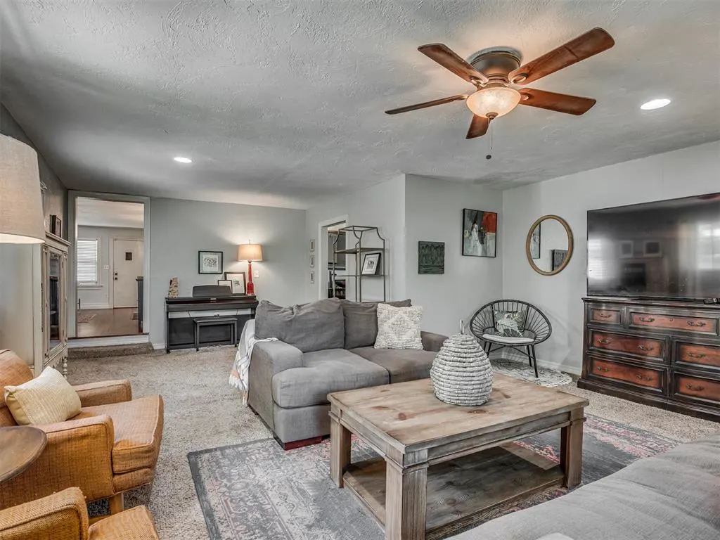 Photo 18 — 2712 NW 26th Street, Oklahoma City, OK 73107