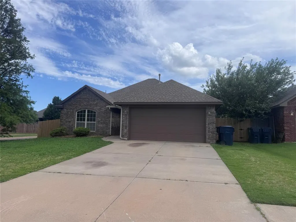 Front exterior — 2412 NW 157th Terrace, Edmond, OK 73013