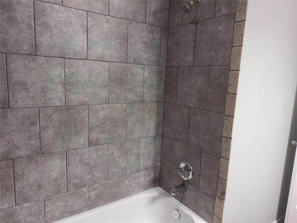 Photo 8 — 2412 NW 157th Terrace, Edmond, OK 73013