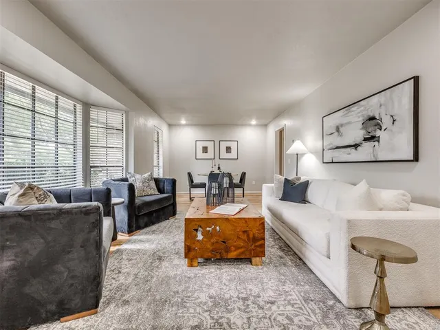 Photo 4 — 1005 Mary Lee Lane, Edmond, OK 73034