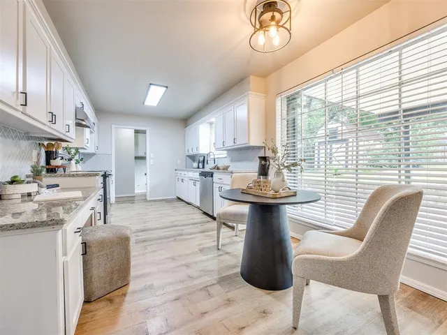 Photo 3 — 1005 Mary Lee Lane, Edmond, OK 73034