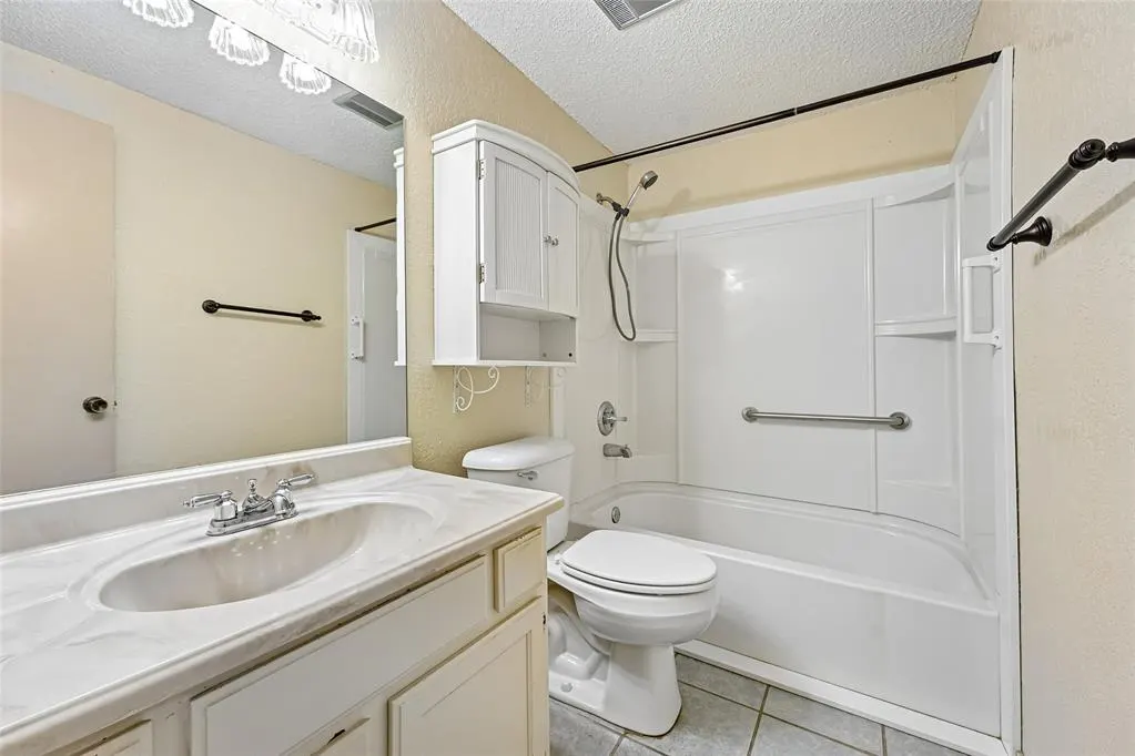 Photo 10 — 8404 S Brookline Avenue, Oklahoma City, OK 73159