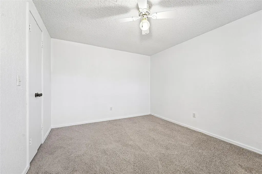 Photo 12 — 8404 S Brookline Avenue, Oklahoma City, OK 73159