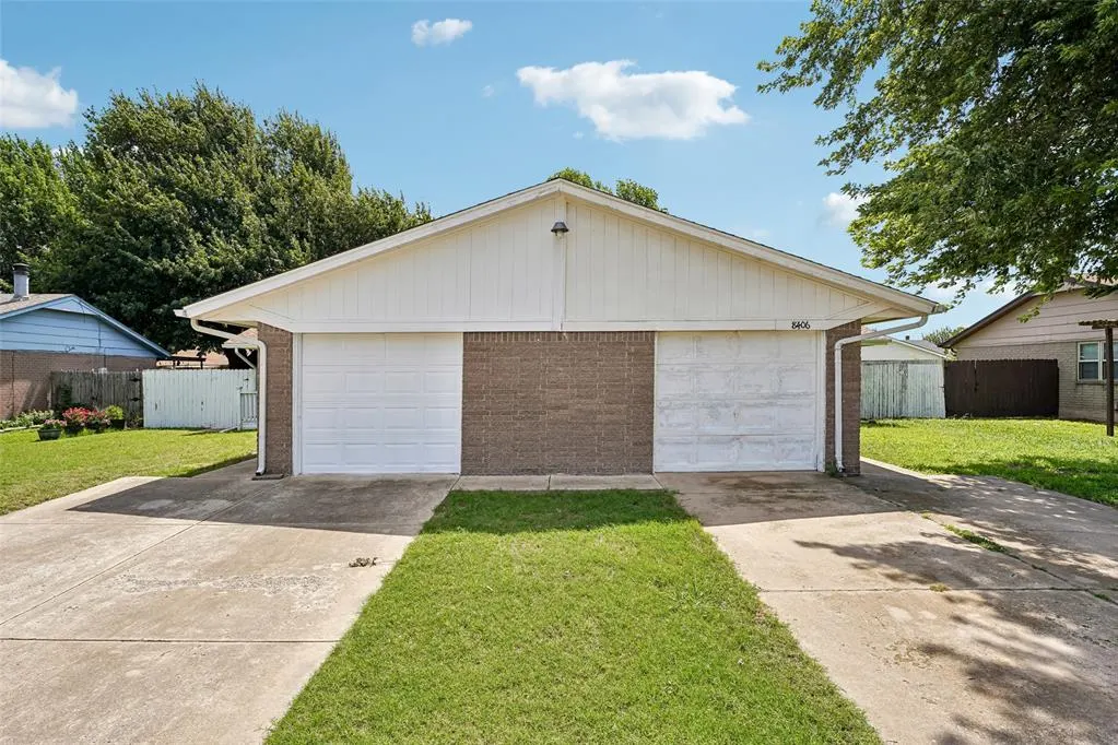 Photo 16 — 8404 S Brookline Avenue, Oklahoma City, OK 73159
