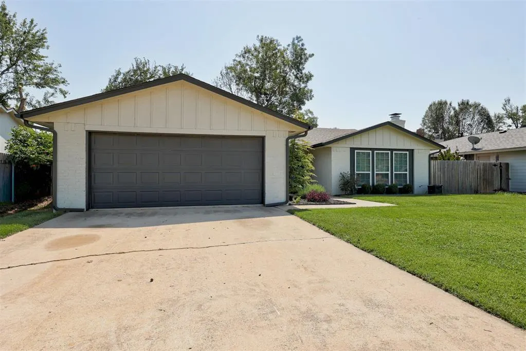 Photo 4 — 1509 Davinbrook Drive, Norman, OK 73072
