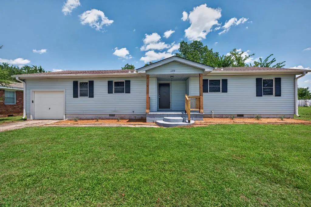 Front exterior — 1270 N 1st Street, Harrah, OK 73045
