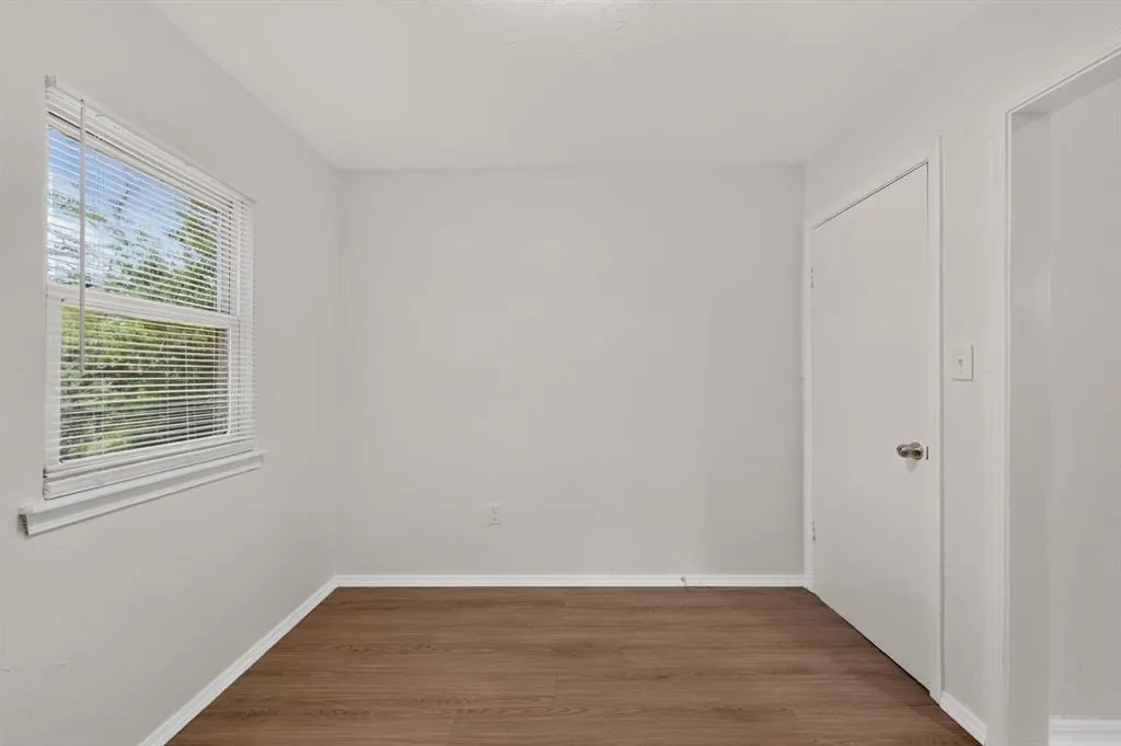 Photo 9 — 1270 N 1st Street, Harrah, OK 73045