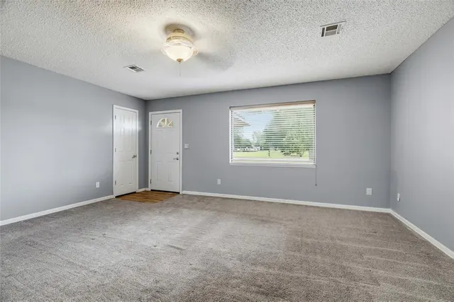 Photo 5 — 419 N Noble Avenue, Watonga, OK 73772