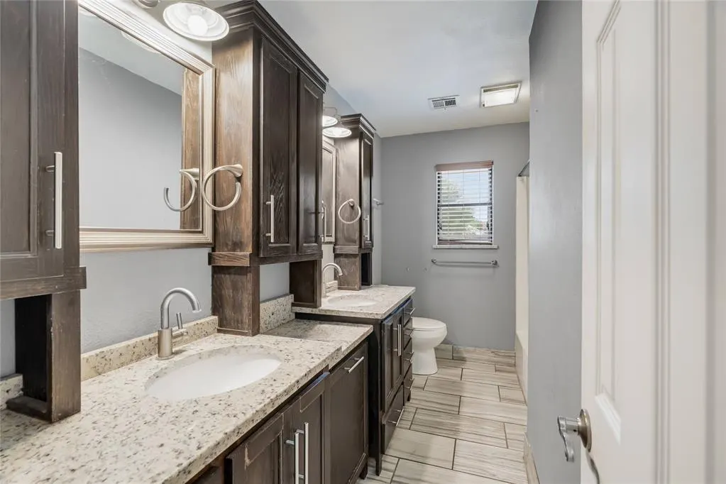 Photo 12 — 419 N Noble Avenue, Watonga, OK 73772