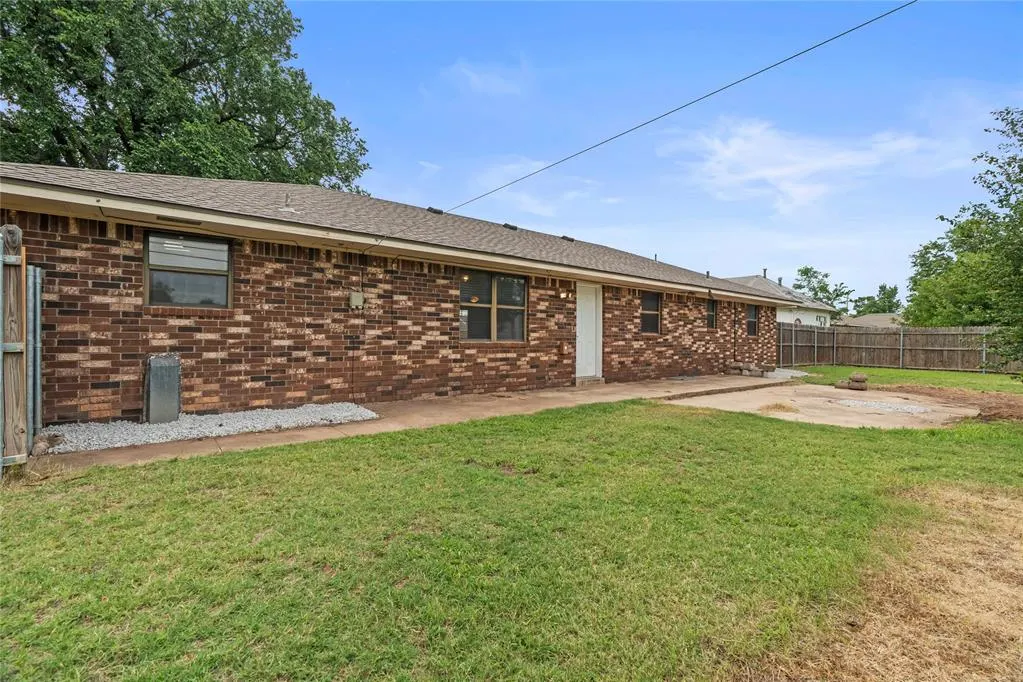 Photo 20 — 419 N Noble Avenue, Watonga, OK 73772