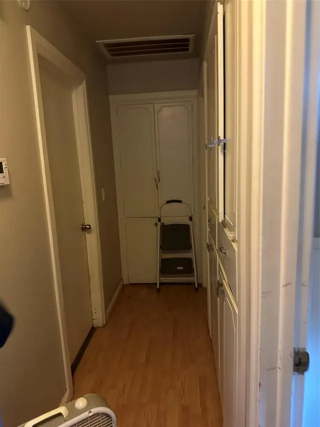 Photo 8 — 101 Burton Place, Edmond, OK 73013