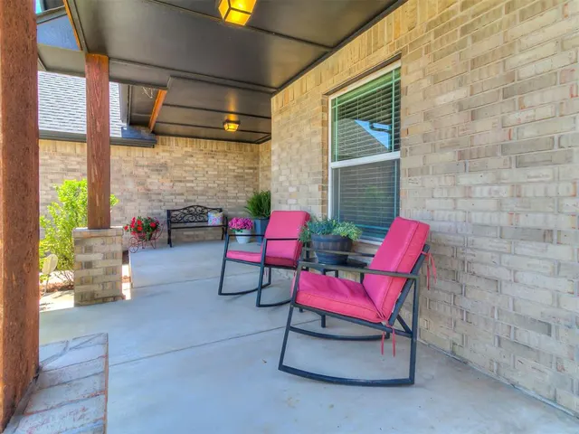 Photo 3 — 4709 Mustang Park Boulevard, Mustang, OK 73064