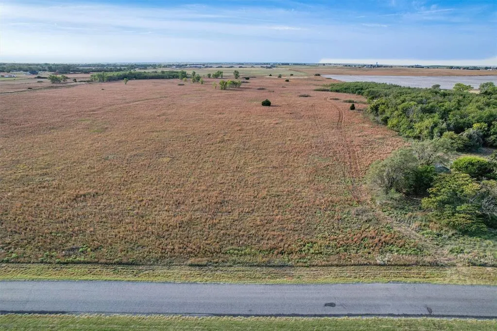 Photo 8 — 10 East County Road 157, Blair, OK 73526