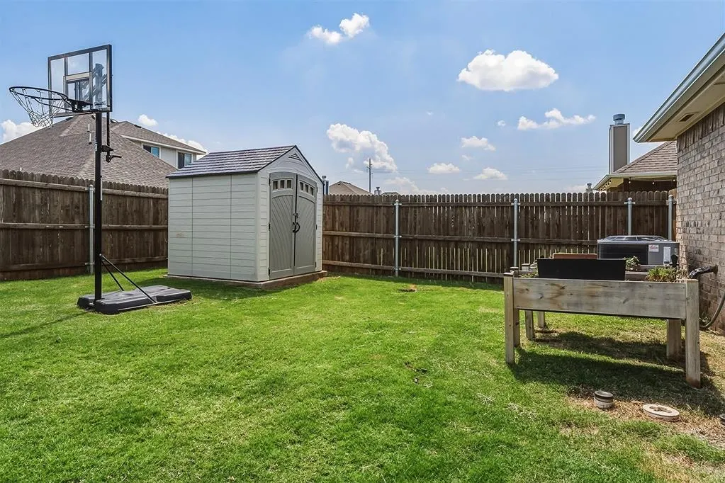 Photo 40 — 9312 NW 118th Street, Yukon, OK 73099