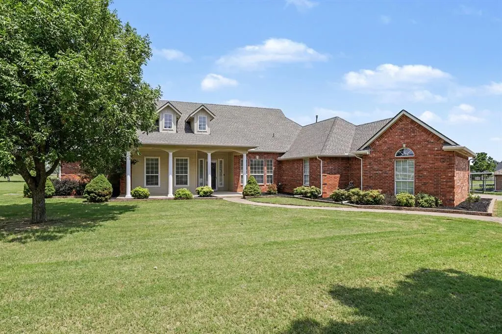 Photo 2 — 9024 Wheatland Drive, Oklahoma City, OK 73169