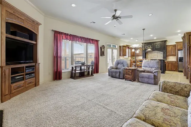 Photo 8 — 9024 Wheatland Drive, Oklahoma City, OK 73169