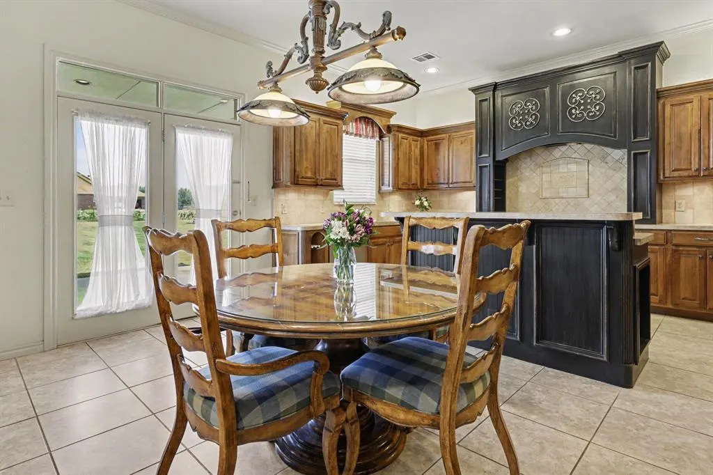 Photo 11 — 9024 Wheatland Drive, Oklahoma City, OK 73169